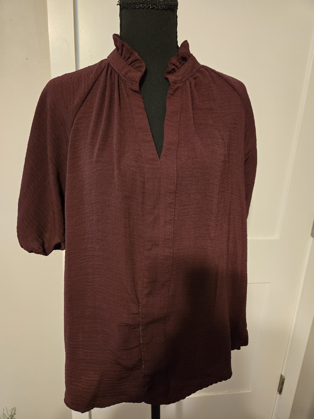 Cecé Ruffle Neck Raglan Seam Split Neck Blouse Split Neck Blouse Burgundy